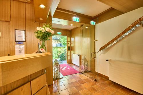 MonteurZimmer: Pension - Ferienwohnungen Zollner