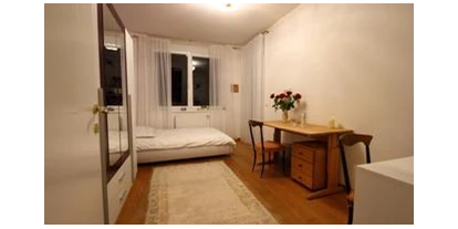 Monteur-Zimmer - Diex - Zimmer in der Wohnung - Mori