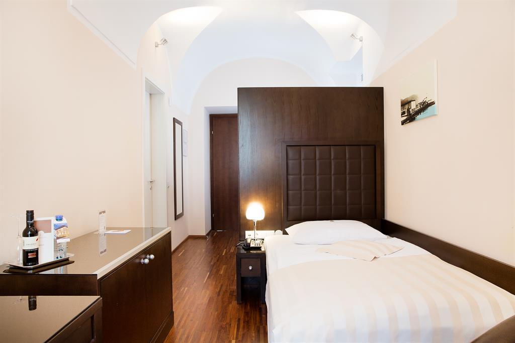 Monteur-Zimmer - Preis pro Nacht - Wörthersee - der Sandwirth