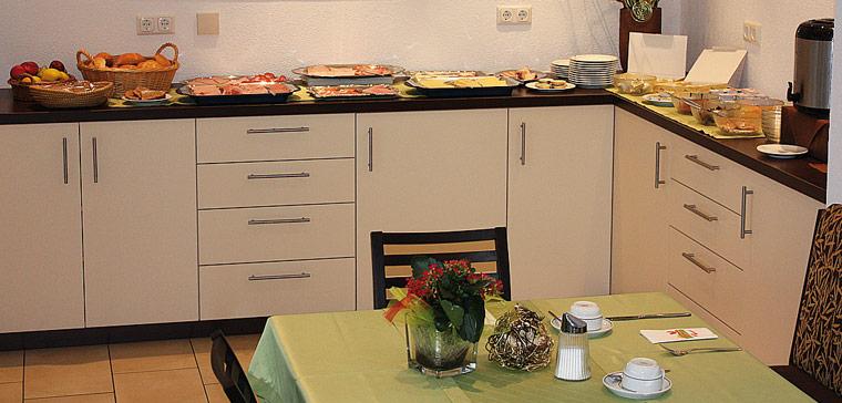 Monteur-Zimmer - Preis pro Nacht - Pisweg - Ferienzentrum Süd