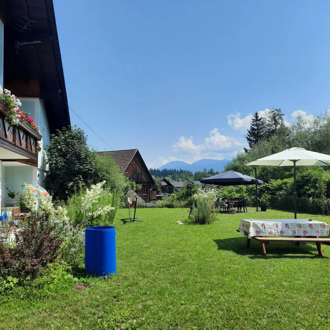 Monteur-Zimmer - Parkplatz: eigener Parkplatz für PKW vorhanden - Techendorf - AlieGusta