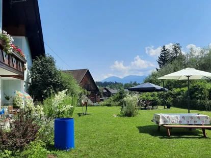 Monteur-Zimmer - Parkplatz: eigener Parkplatz für PKW vorhanden - Naturarena - AlieGusta