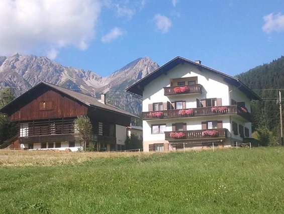 MonteurZimmer: Haus Wurzer