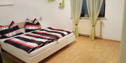 Monteur-Zimmer - Strau - Ferienwohnung Cindy