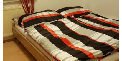 Monteur-Zimmer - Strau - Ferienwohnung Cindy