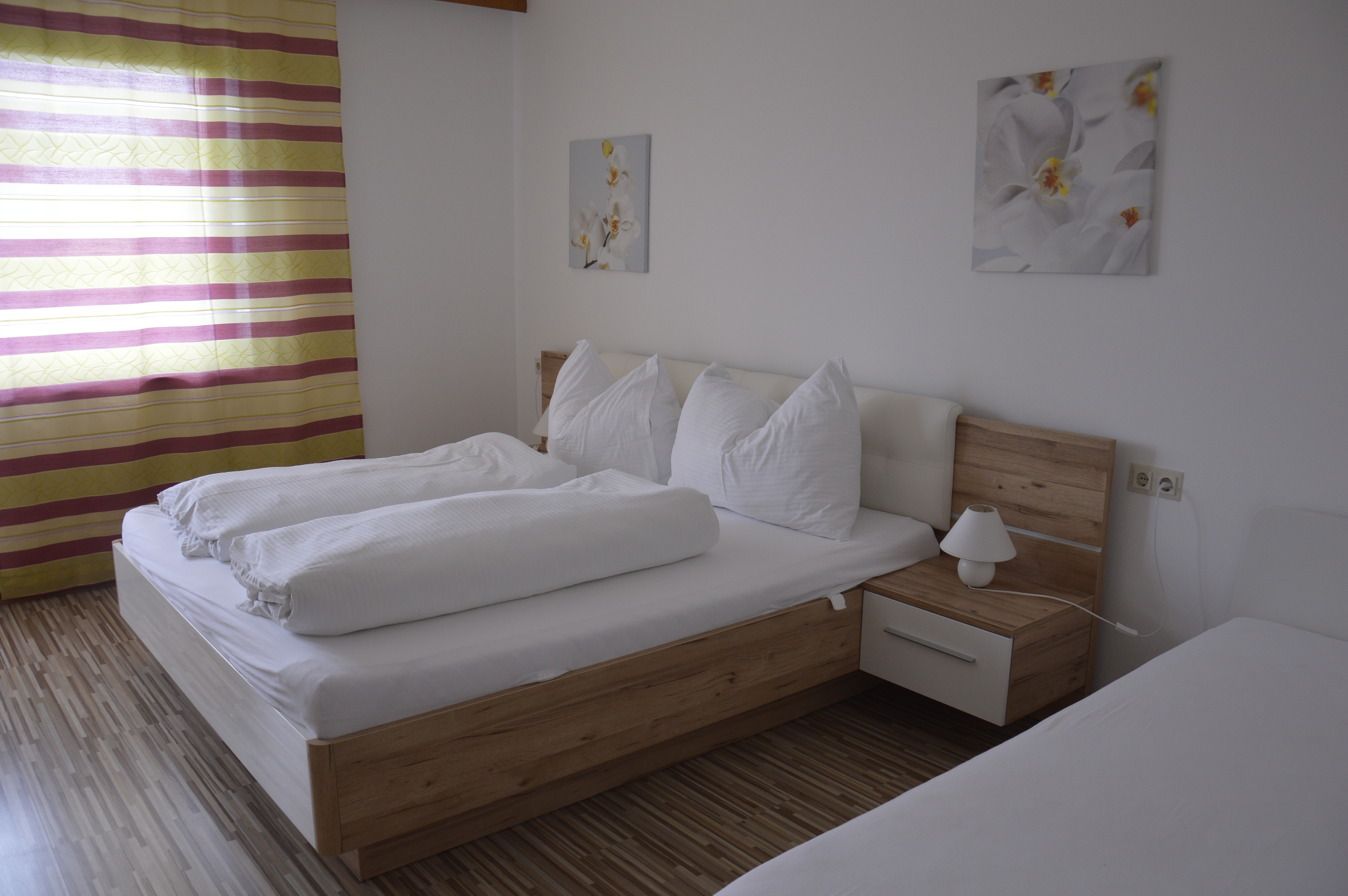 Monteur-Zimmer - Parkplatz: eigener Parkplatz für Transporter vorhanden - Bad Eisenkappel - Reisende - Monteure