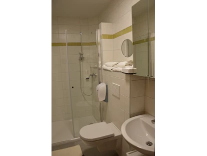 Monteur-Zimmer - Österreich - Reisende - Monteure
