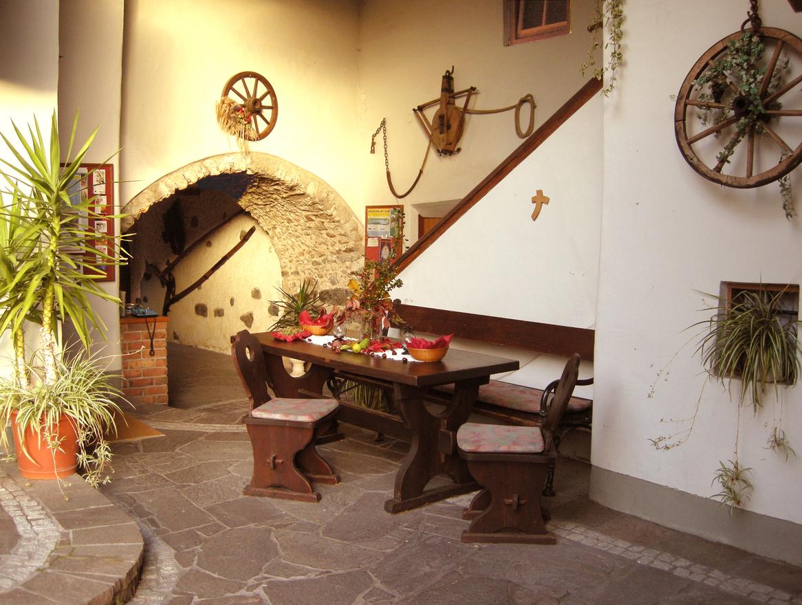 Monteur-Zimmer - Preis pro Nacht - Wernberg - Staudacher Hof – Das Romantische Haus