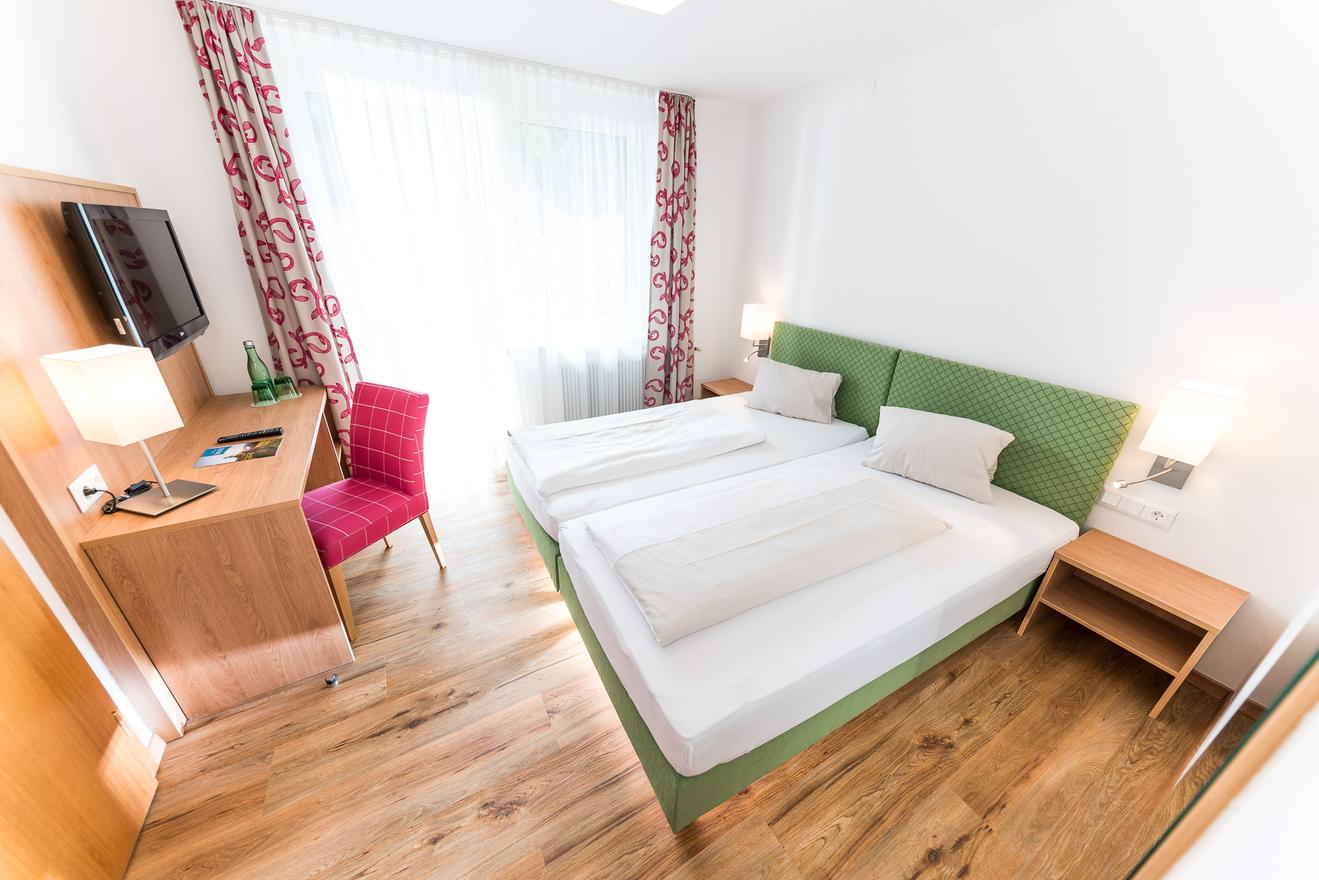 Monteur-Zimmer - Annenheim - Hotel zur Post 3*Superior - Ihr Familienhotel