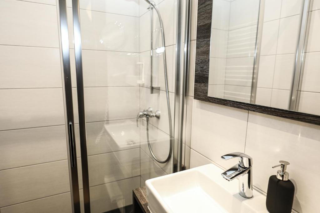 Monteur-Zimmer - Preis pro Nacht - Kühnsdorf - Der Schumi Landgasthof