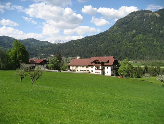 MonteurZimmer: Hans Enzi