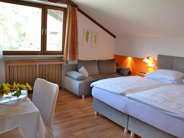 MonteurZimmer: Erlebnishaus Spiess