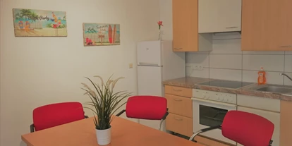 Monteur-Zimmer - Lanzendorf (Lanzendorf) - www.TimeApartments.at ---- 5x Monteurwohnungen mit Garage