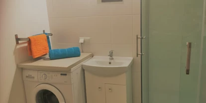 Monteur-Zimmer - Lanzendorf (Lanzendorf) - www.TimeApartments.at ---- 5x Monteurwohnungen mit Garage