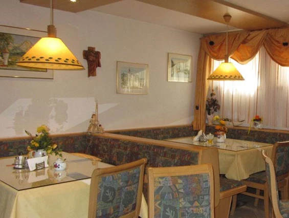 MonteurZimmer: Gästehaus Karoline