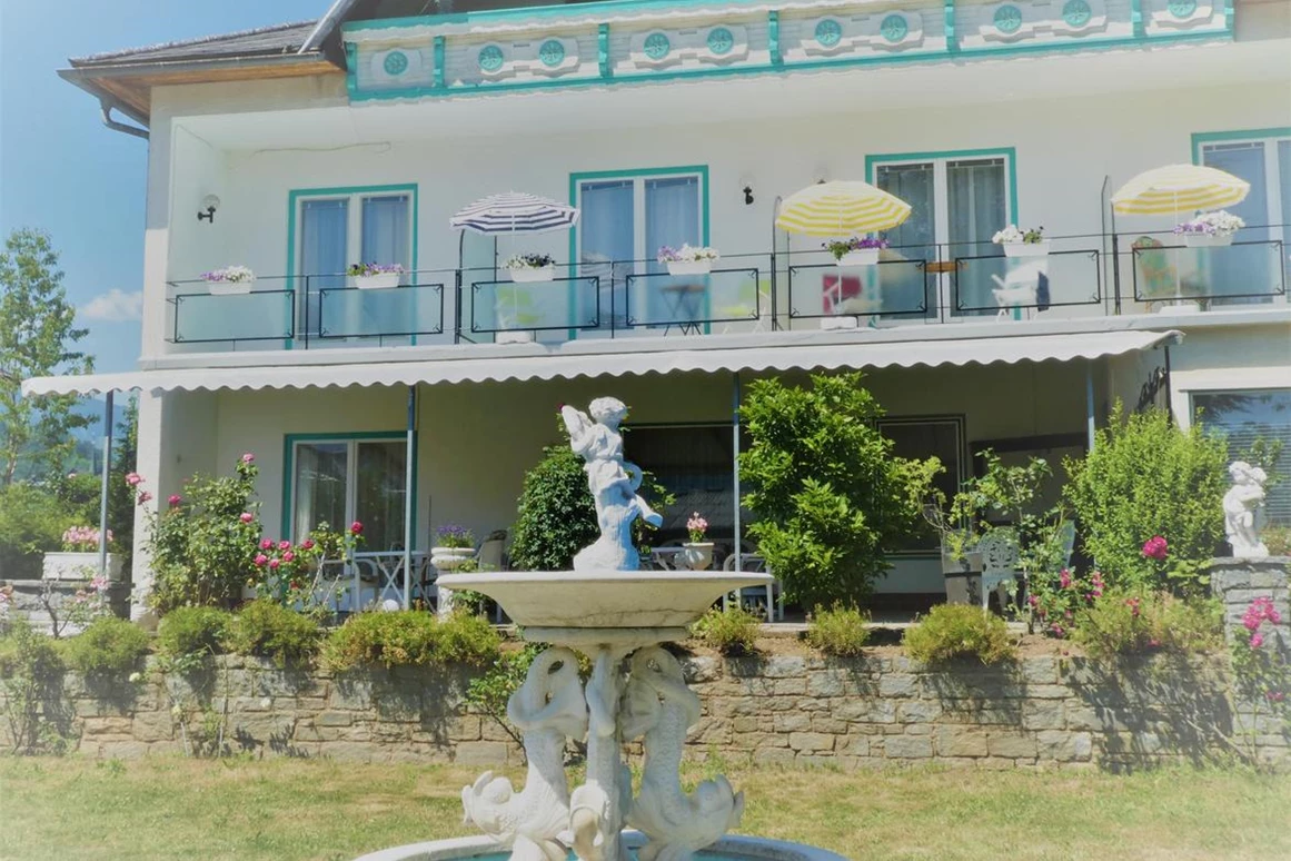 MonteurZimmer: Villa Rauter