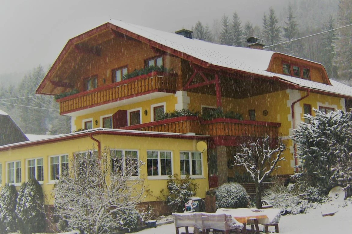 MonteurZimmer: Landhaus Pension HOLLE