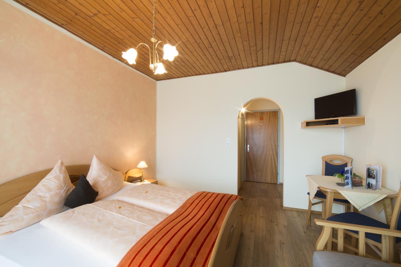 Monteur-Zimmer - Preis pro Nacht - Kärnten - Landhaus Pension HOLLE