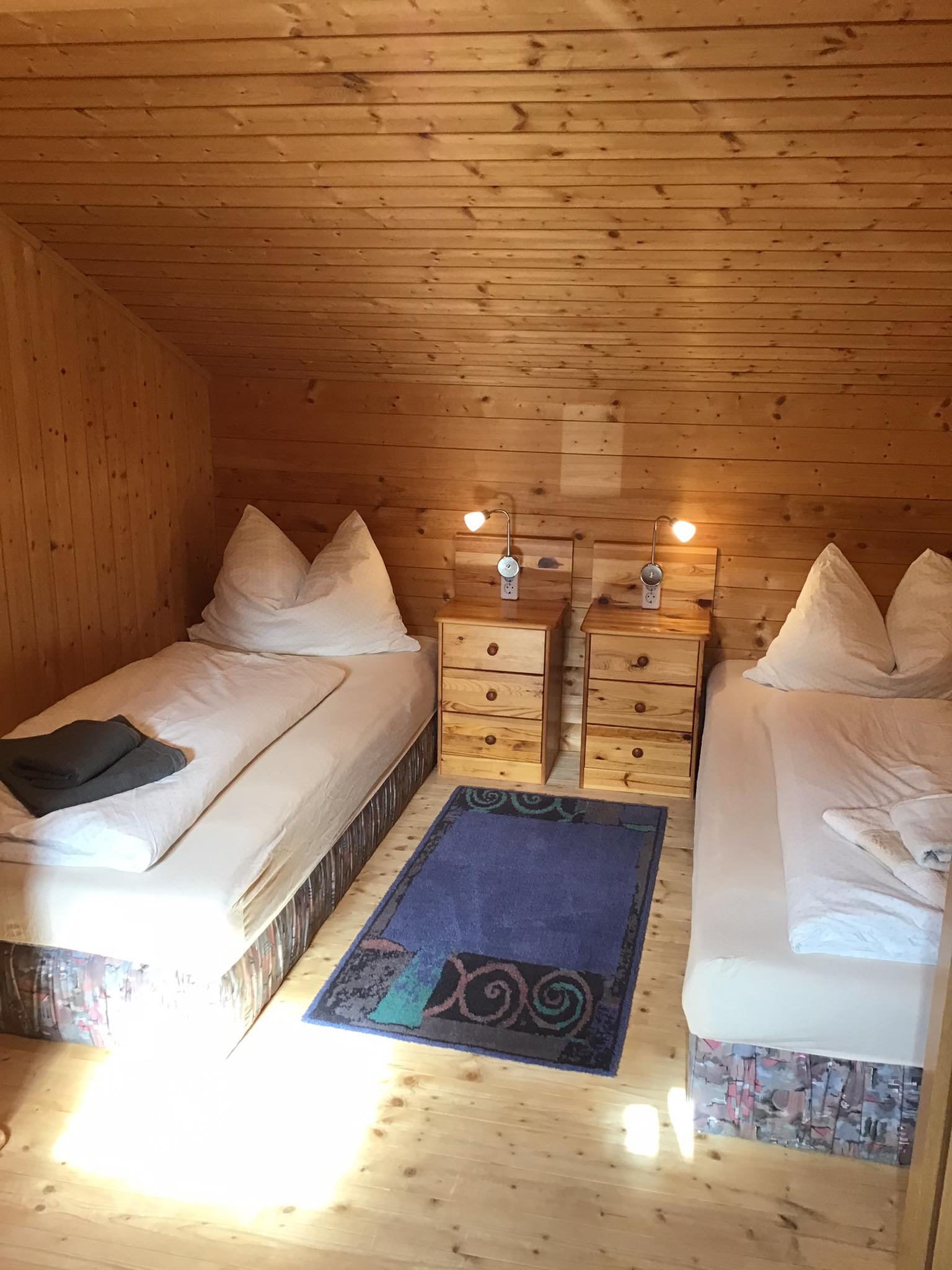 MonteurZimmer: 2. Schlafzimmer Fewo 'Eisenhut' mit 2 gute ! Schlafcouchen - Ferienhaus Schäfer