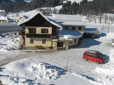 MonteurZimmer: Pension Lipicer