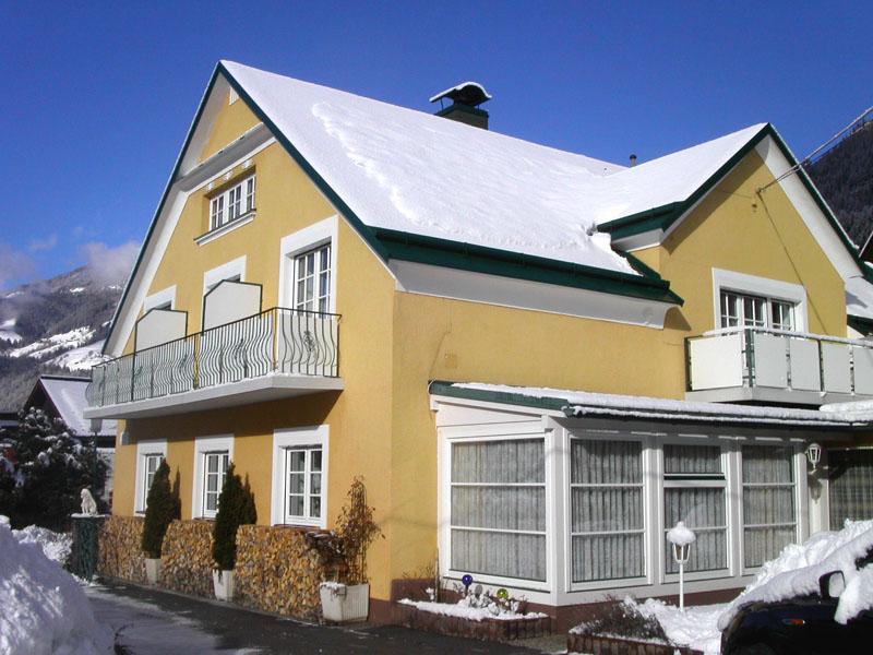 Monteur-Zimmer - Eisentratten - Pension & Bungalow "Haus Rita"