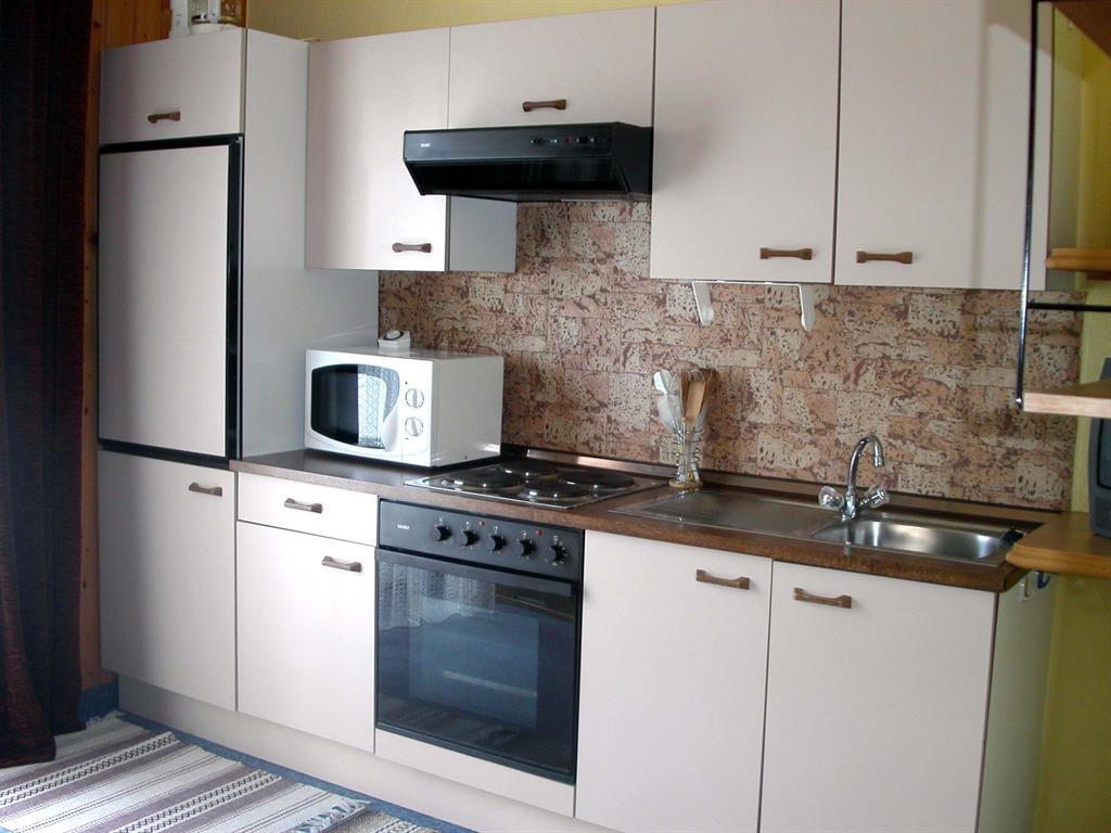 Monteur-Zimmer - Eisentratten - Pension & Bungalow "Haus Rita"