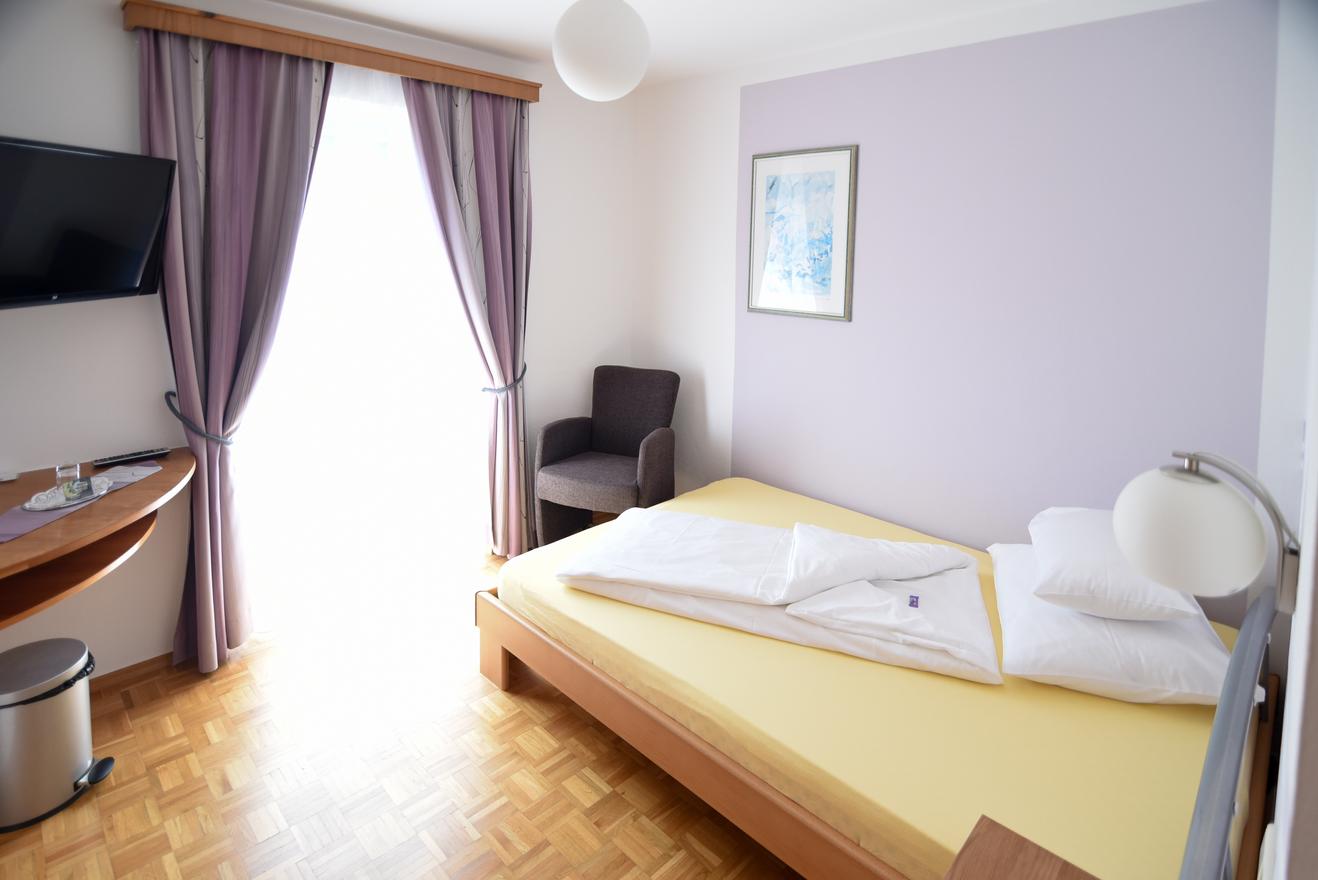 Monteur-Zimmer - Preis pro Nacht - Dürnvellach - Pension Seiwald