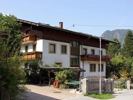MonteurZimmer: Haus Egger
