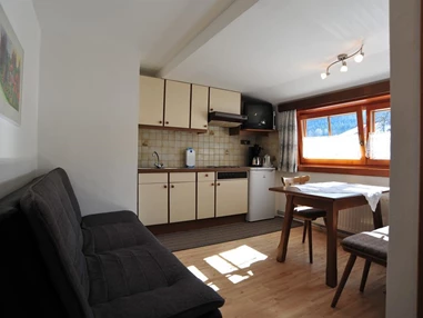 MonteurZimmer: Ferienhaus Nickl - Tenös
