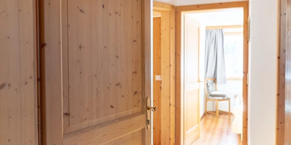 Monteur-Zimmer - Parkplatz: eigener Parkplatz für PKW vorhanden - Naturarena - Appartement Ferienwohnung Pernull