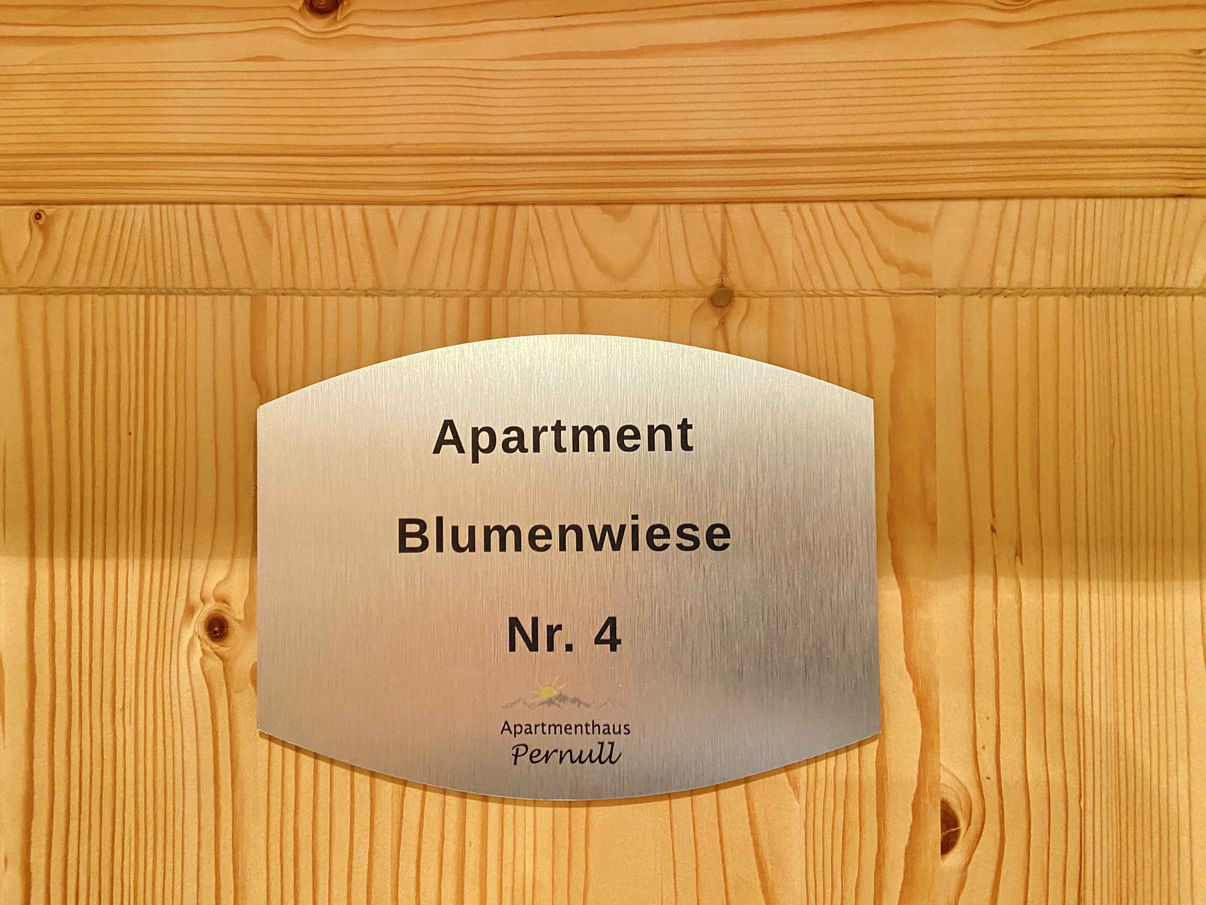 MonteurZimmer: Appartement Ferienwohnung Pernull