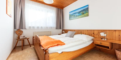 Monteur-Zimmer - Parkplatz: eigener Parkplatz für PKW vorhanden - Naturarena - Appartement Ferienwohnung Pernull