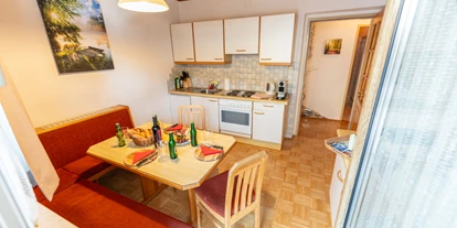 Monteur-Zimmer - Parkplatz: eigener Parkplatz für PKW vorhanden - Naturarena - Appartement Ferienwohnung Pernull