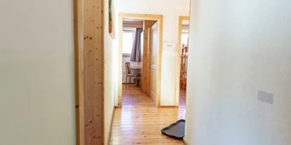 Monteur-Zimmer - Parkplatz: eigener Parkplatz für PKW vorhanden - Naturarena - Appartement Ferienwohnung Pernull
