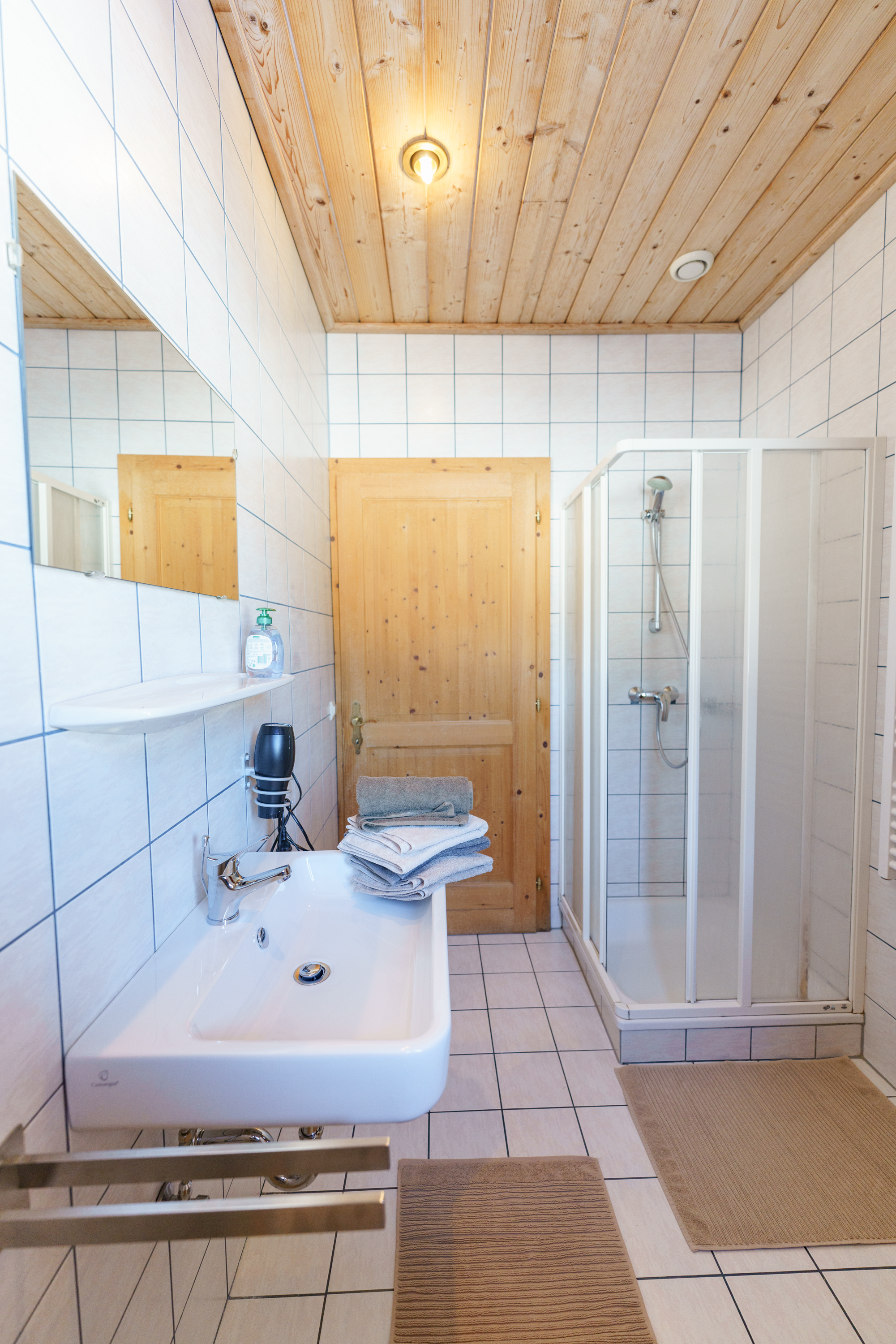 MonteurZimmer: Appartement Ferienwohnung Pernull