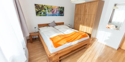 Monteur-Zimmer - Parkplatz: eigener Parkplatz für PKW vorhanden - Naturarena - Appartement Ferienwohnung Pernull