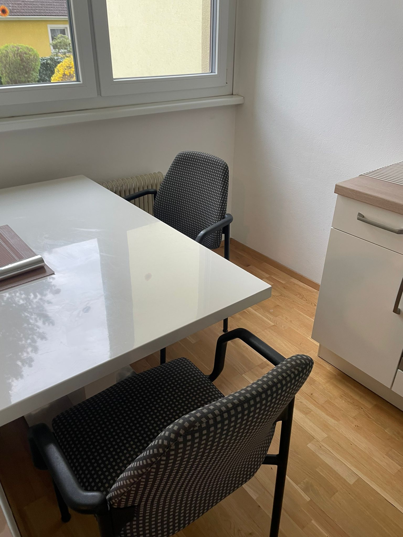 Monteur-Zimmer - Parkplatz: eigener Parkplatz für PKW vorhanden - Steiermark - Monteurszimmer Leoben Ertl