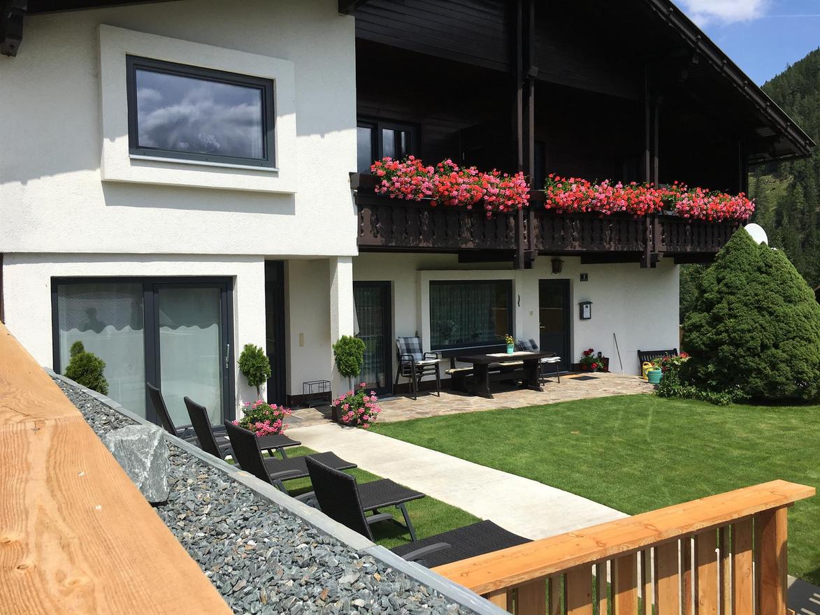 Monteur-Zimmer - Egg am Faaker See - Appartement Latschen & Ferienhaus a.d. Nockalmbahn