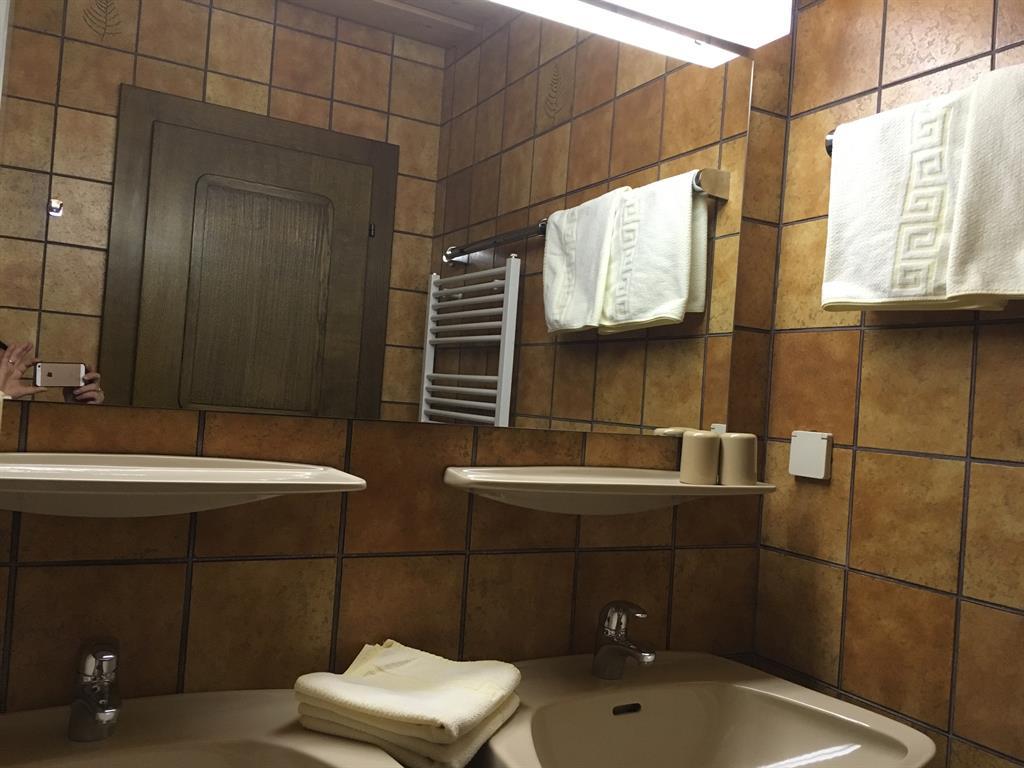 Monteur-Zimmer - Egg am Faaker See - Appartement Latschen & Ferienhaus a.d. Nockalmbahn