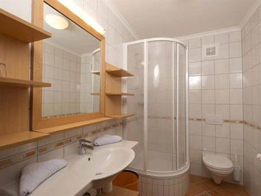 MonteurZimmer: Haus Binder