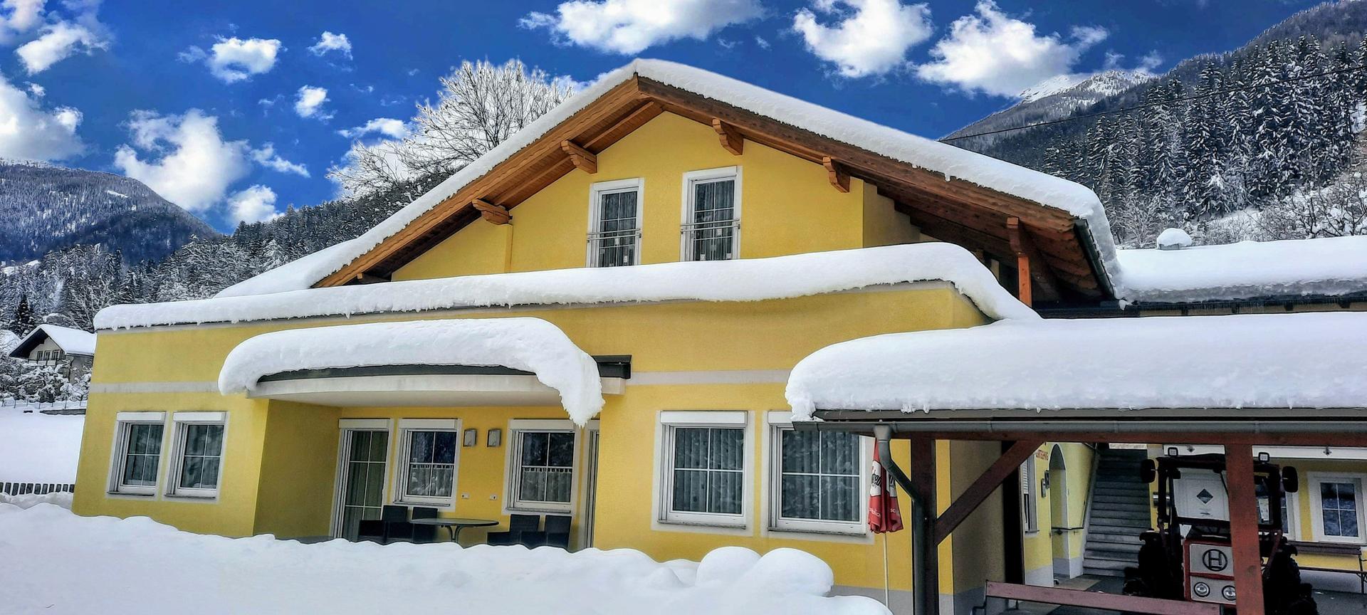 Monteur-Zimmer - Steinfeld (Steinfeld) - Appartementhaus Flattach