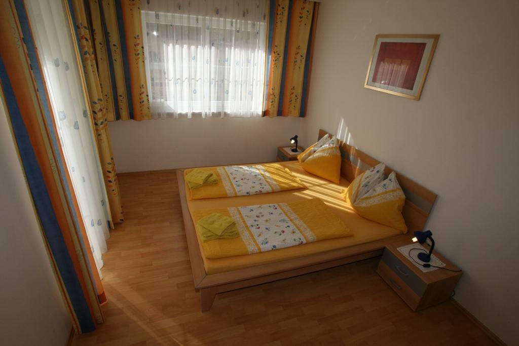 Monteur-Zimmer - Steinfeld (Steinfeld) - Appartementhaus Flattach