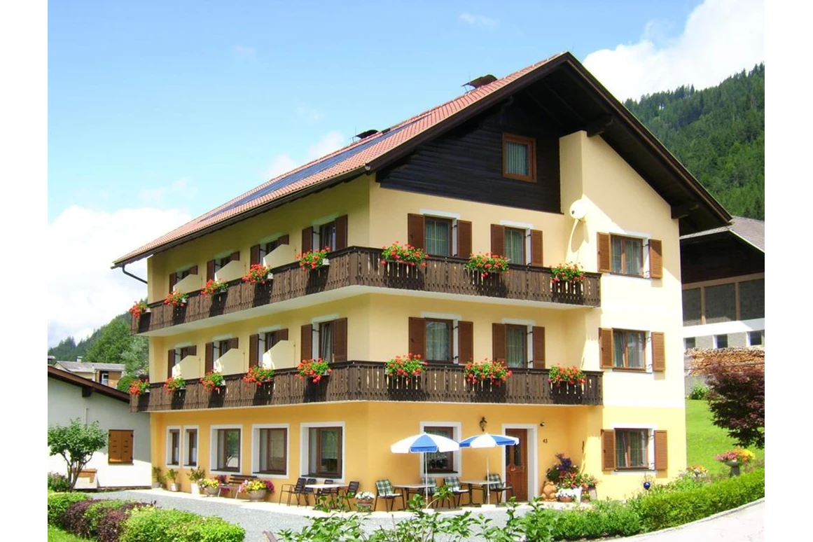 MonteurZimmer: Haus Alpenfriede