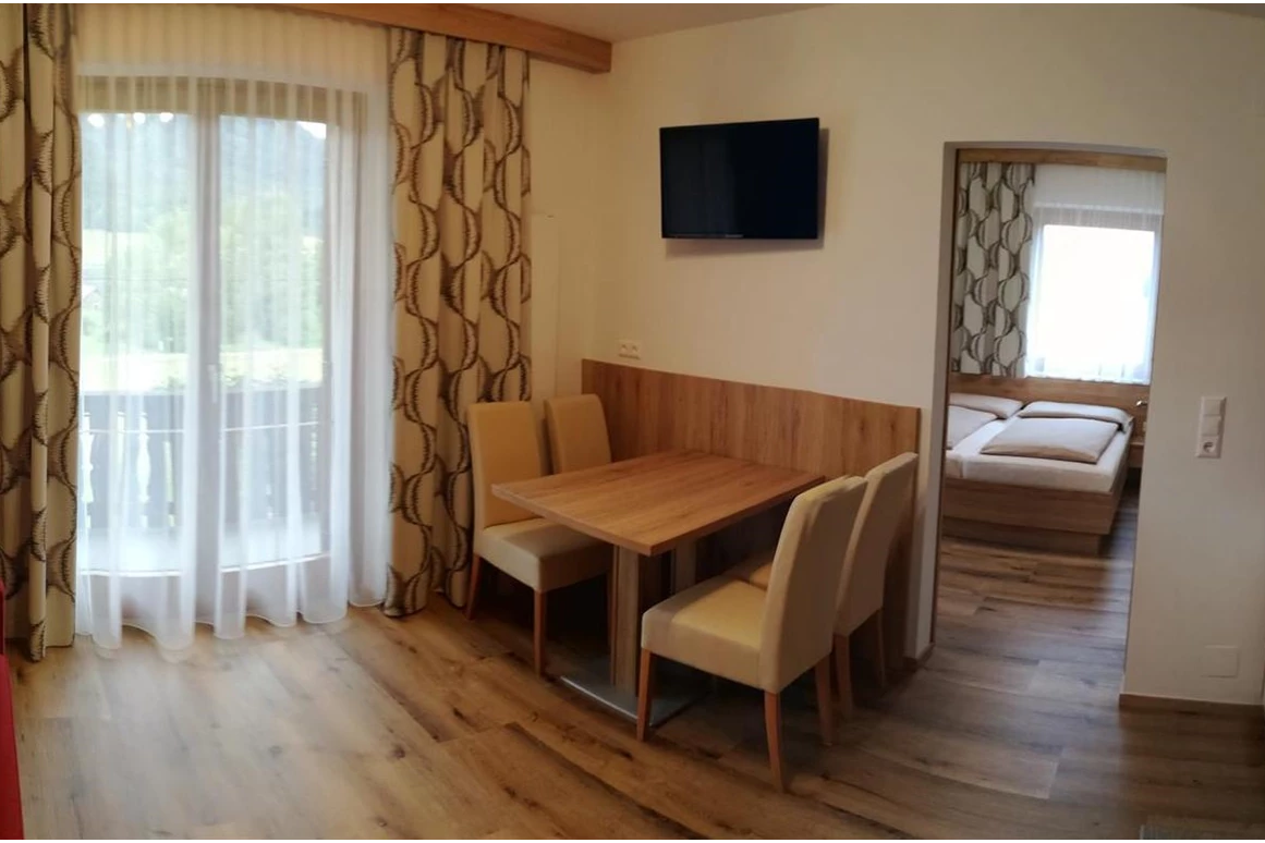 MonteurZimmer: Haus Alpenfriede