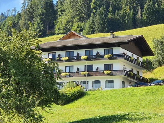 MonteurZimmer: Pension Tischler