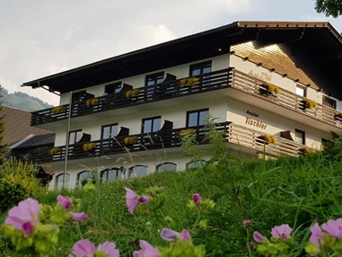 MonteurZimmer: Pension Tischler