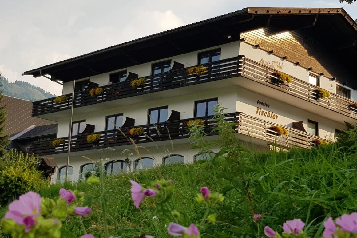 MonteurZimmer: Pension Tischler