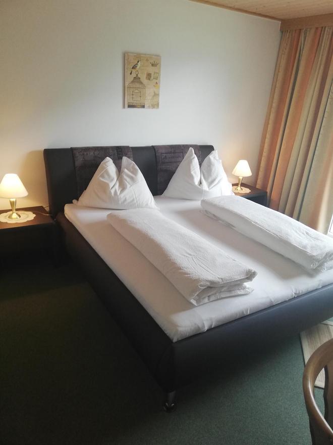 Monteur-Zimmer - Preis pro Nacht - Dürnvellach - Pension Tischler