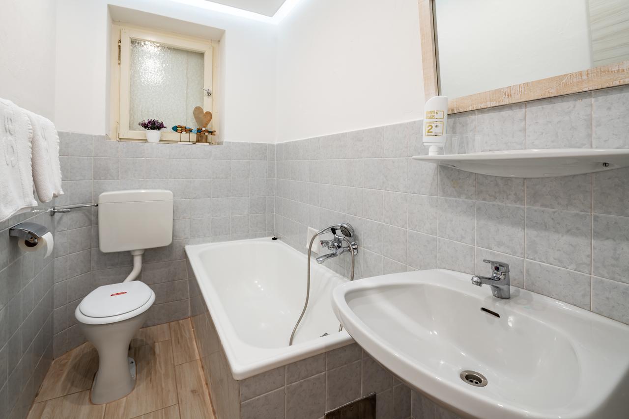 Monteur-Zimmer - Preis pro Nacht - Straßburg-Stadt - Pension Almstern