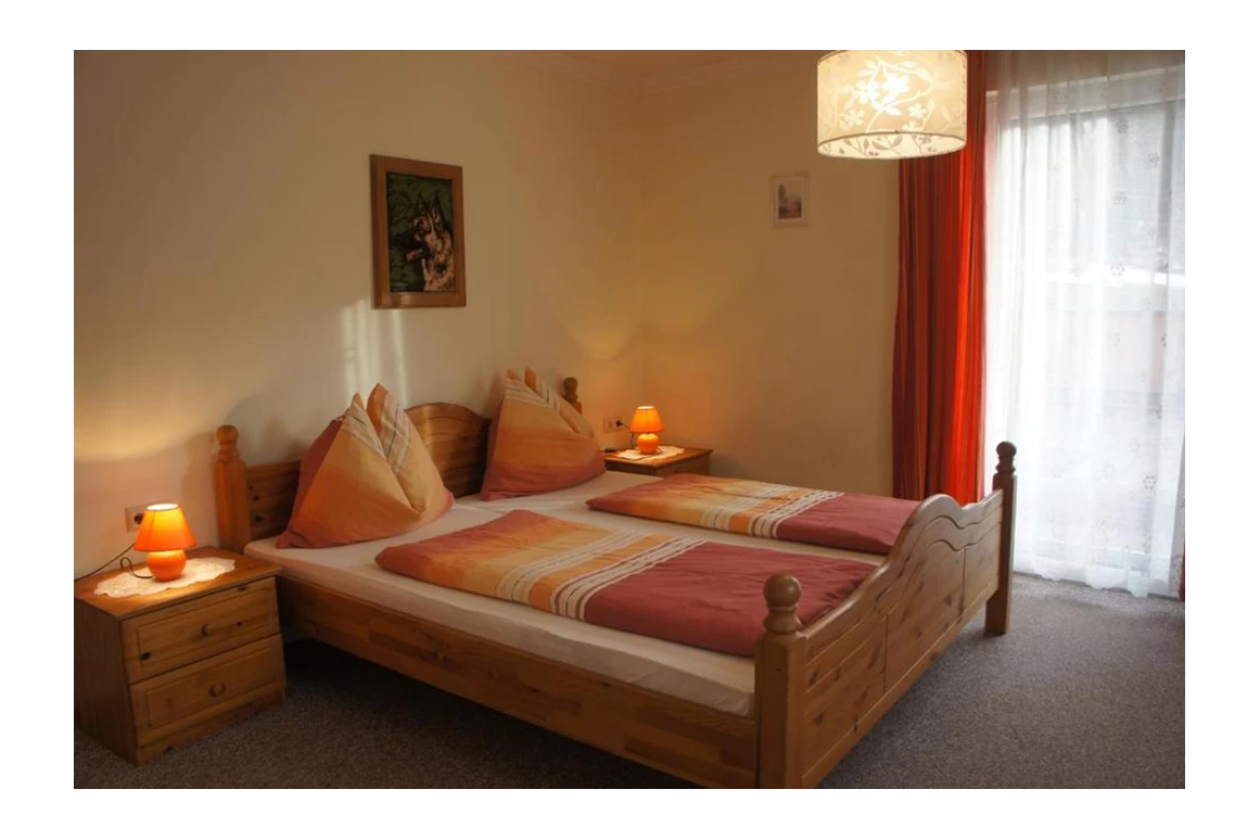 MonteurZimmer: Appartementhaus Alpina